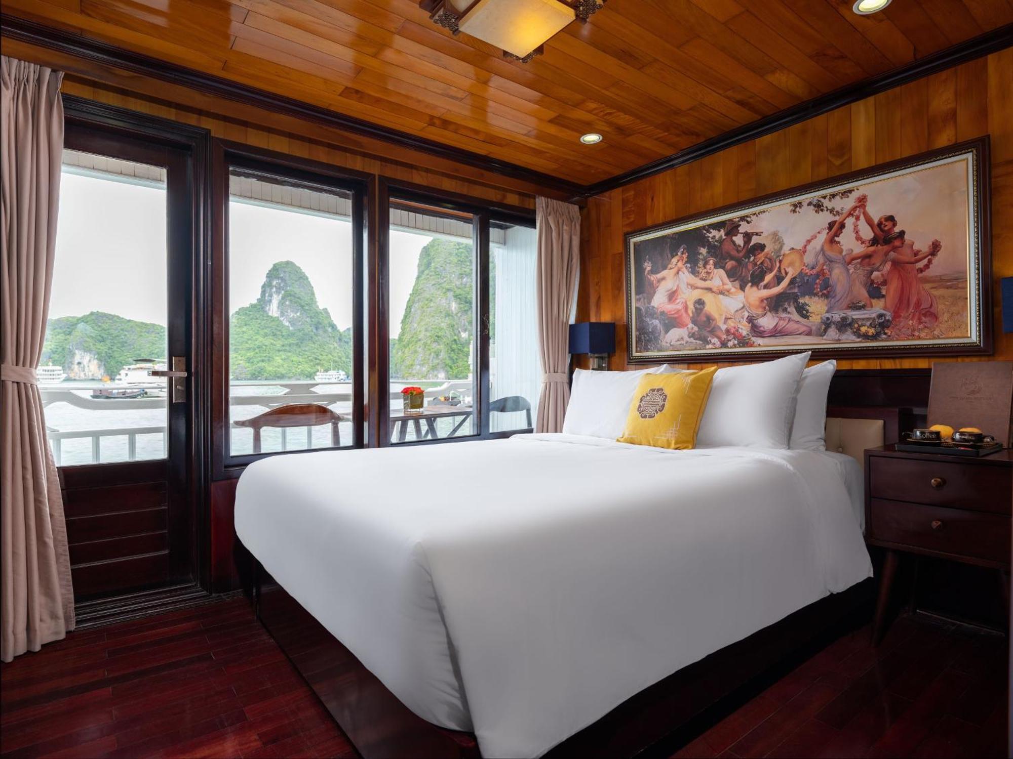 Hera Boutique Cruise Ha Long Bay Екстериор снимка