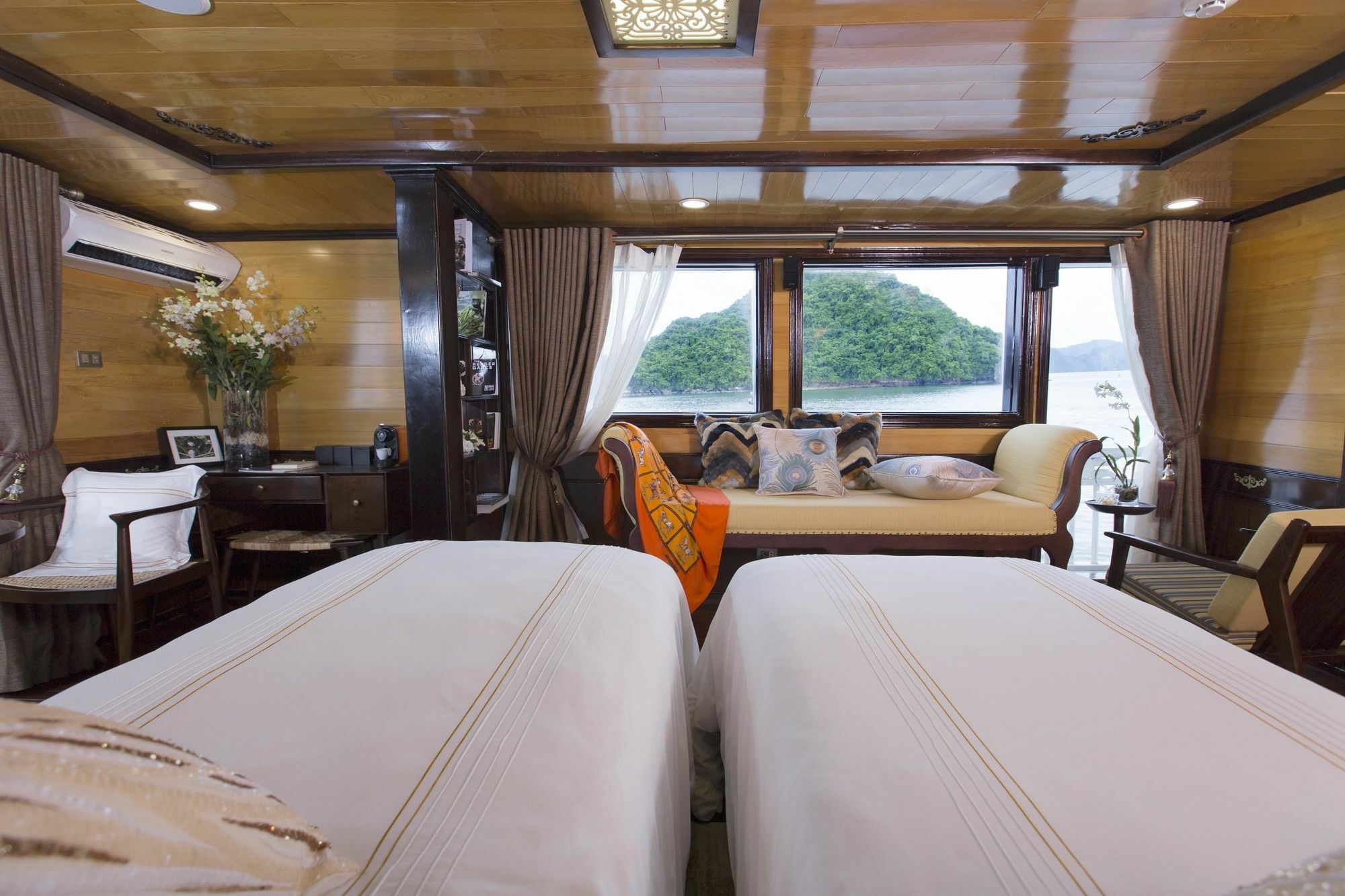 Hera Boutique Cruise Ha Long Bay Екстериор снимка