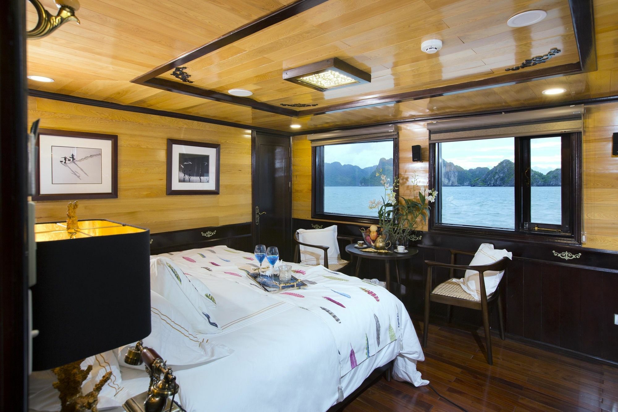 Hera Boutique Cruise Ha Long Bay Екстериор снимка